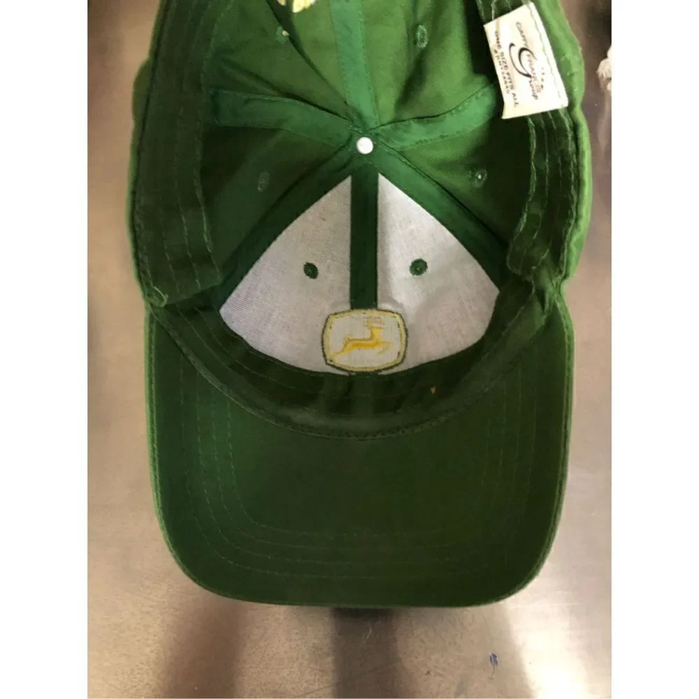 John Deere Hat Nothing Runs Like a Deere Some Wear on Clasp